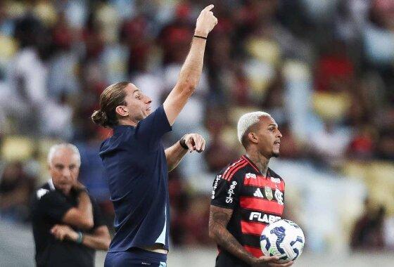 Filipe Luís só pensa no Palmeiras: ‘Sem dúvida é o grande rival do Flamengo’