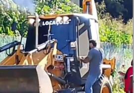 Valentão ameaça matar e bate em servidor que fazia limpeza em rua de Cuiabá