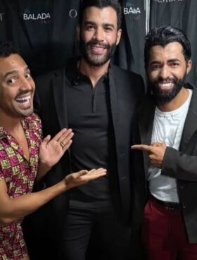 Gusttavo Lima divide palco com sósia em show na Bahia