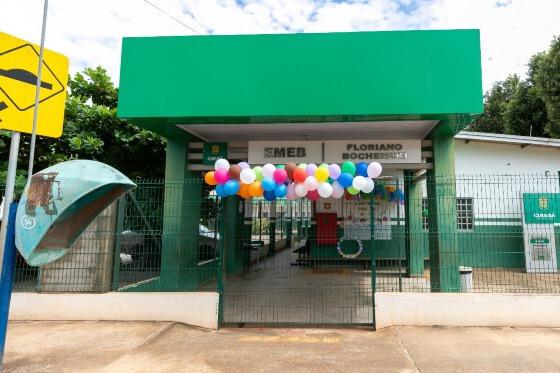 Mais de 57 mil alunos retornam às aulas na rede municipal de Cuiabá nesta segunda