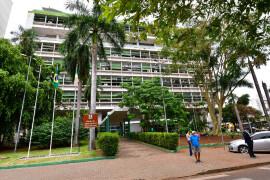 Prefeitura de Cuiabá quita salários, prêmio saúde e movimenta R$ 84 milhões