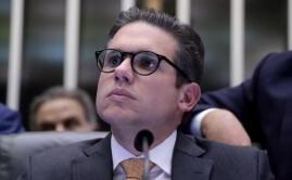 Hugo Motta registra imóvel de R$ 5 milhões por R$ 125 mil