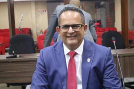 Suposto flagra de traição em gabinete vira bafafá em VG